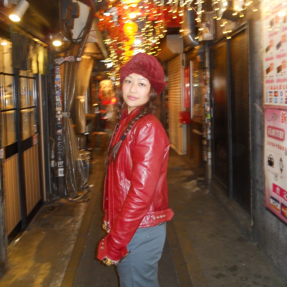 Red leather jacket - Picture 3 of 4